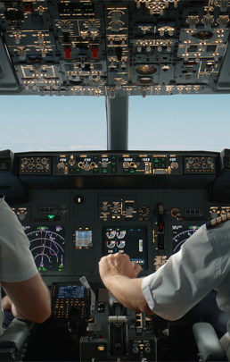 高透光，低畸變看得清，更安全